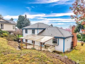 2702 Cedar Avenue S, Renton WA 98055