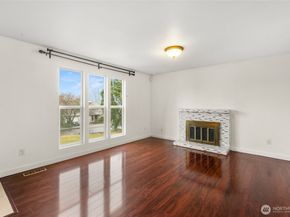 2702 Cedar Avenue S, Renton WA 98055