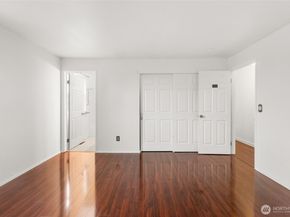 2702 Cedar Avenue S, Renton WA 98055