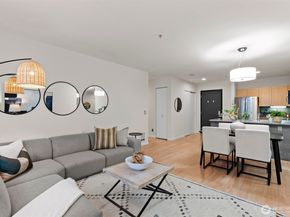 2717 Western Avenue 624, Seattle WA 98121