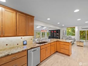 9238 50th Place W, Mukilteo WA 98275