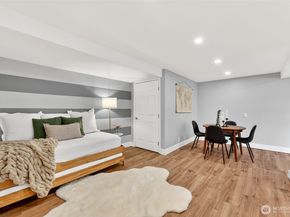 22207 54th Avenue W, Mountlake Terrace WA 98043