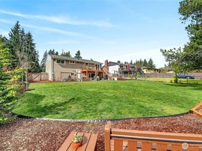 22207 54th Avenue W, Mountlake Terrace WA 98043