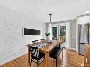 22207 54th Avenue W, Mountlake Terrace WA 98043