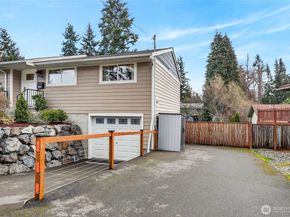 22207 54th Avenue W, Mountlake Terrace WA 98043