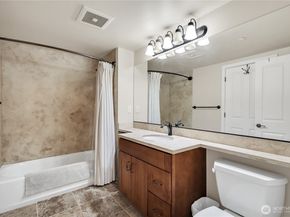 4116 California Avenue SW 304, Seattle WA 98116