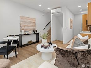 722 N 36th Street, Seattle WA 98103