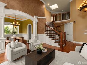 19415 100th Avenue NE, Bothell WA 98011