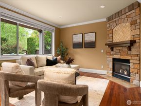 19415 100th Avenue NE, Bothell WA 98011