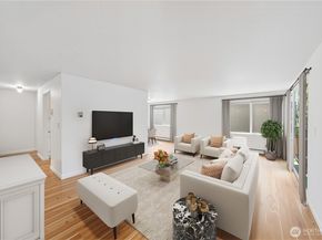 11556 Greenwood Avenue N 105, Seattle WA 98133