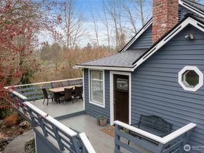 23305 98th Avenue S, Kent WA 98031