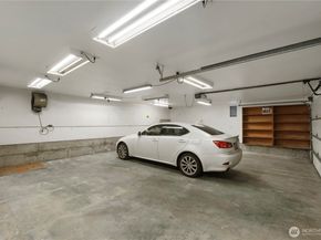 23305 98th Avenue S, Kent WA 98031