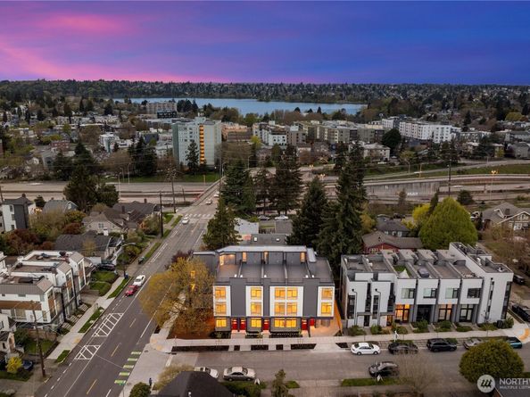 7011 9th Avenue NE, Seattle WA 98115