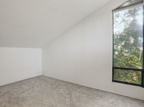 1850 Grant Avenue S D5, Renton WA 98055