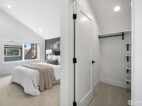 320 N 84th Street, Seattle WA 98103