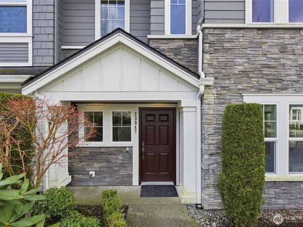 23947 SE 45th Terr, Sammamish WA 98029