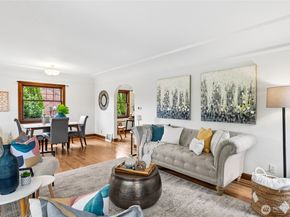 8042 11th Avenue NW, Seattle WA 98117