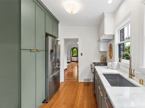 8042 11th Avenue NW, Seattle WA 98117