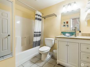 4525 S Henderson Street 103, Seattle WA 98118