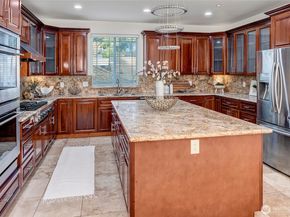 14534 27th Avenue NE, Shoreline WA 98155