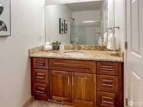 14534 27th Avenue NE, Shoreline WA 98155