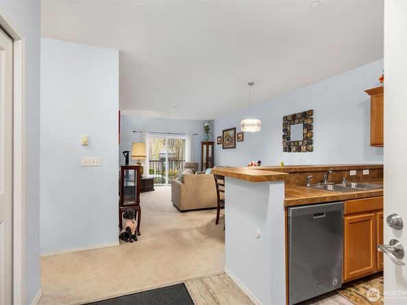 1736 10th Avenue NE C110, Issaquah WA 98029