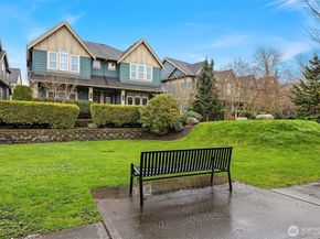 1736 10th Avenue NE C110, Issaquah WA 98029