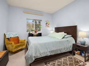 1736 10th Avenue NE C110, Issaquah WA 98029