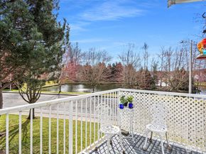 23221 58th Avenue S 32, Kent WA 98032