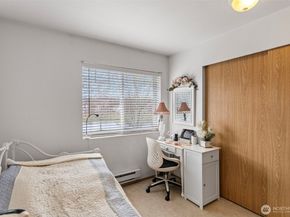 23221 58th Avenue S 32, Kent WA 98032