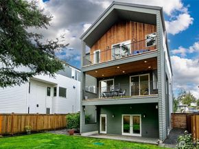 9212 11th Avenue NW, Seattle WA 98117