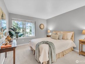 915 N 163rd Street C17, Shoreline WA 98133