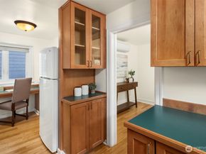 548 NE 102nd Street, Seattle WA 98125