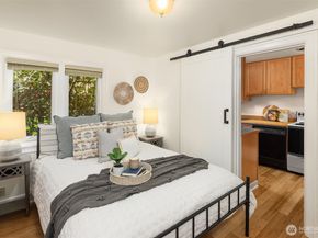 548 NE 102nd Street, Seattle WA 98125