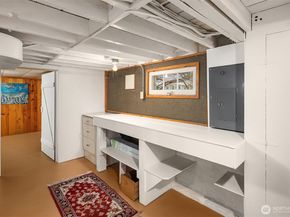 548 NE 102nd Street, Seattle WA 98125