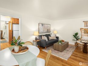 548 NE 102nd Street, Seattle WA 98125