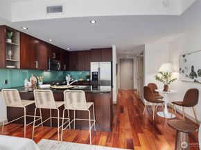 900 Lenora Street W702, Seattle WA 98121