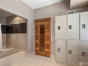 900 Lenora Street W702, Seattle WA 98121