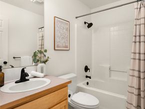329 NE 185th Street, Shoreline WA 98155