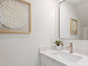 4800 152nd Place SE, Bellevue WA 98006