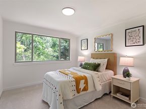 4800 152nd Place SE, Bellevue WA 98006