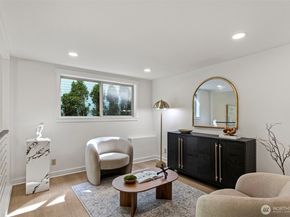 4800 152nd Place SE, Bellevue WA 98006