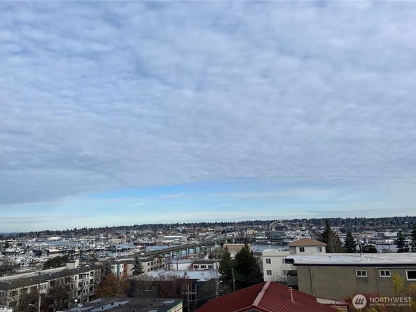 3639 13th Avenue W C, Seattle WA 98119