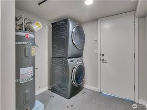 3639 13th Avenue W C, Seattle WA 98119