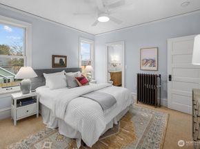 610 16th Avenue E, Seattle WA 98112