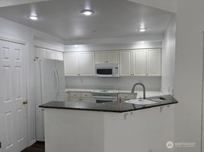 714 228th Street SW O101, Bothell WA 98021