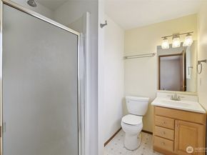 11208 SE 234th Place, Kent WA 98031