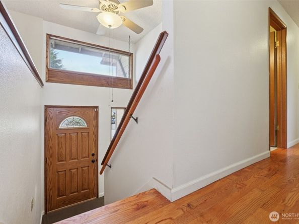 11208 SE 234th Place, Kent WA 98031
