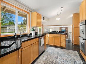 15718 NE 198th Street, Woodinville WA 98072