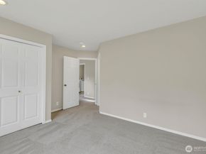 18397 NE 97th Court, Redmond WA 98052